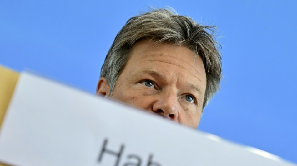 Wirtschaftsminister Habeck rechnet mit weiter steigenden Preisen f&uuml;r Verbraucher