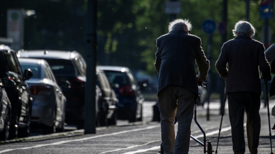 Rentenkommission beschlie&szlig;t Empfehlungen - aber vorerst nicht einstimmig