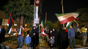 Ir&atilde; lan&ccedil;a 200 proj&eacute;teis contra Israel em ataque sem precedentes