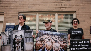 Família venezuelana despedaçada pelas deportações de Trump para El Salvador