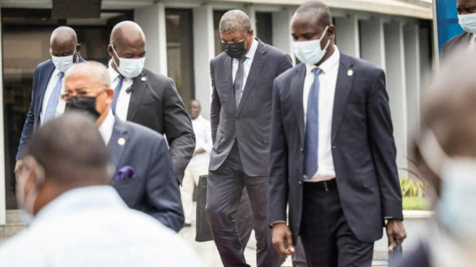 La oposici&oacute;n de Angola rechaza resultado que perfila la victoria del MPLA