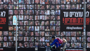 Israel confirma ter recebido nomes dos tr&ecirc;s ref&eacute;ns que Hamas libertar&aacute; no s&aacute;bado