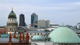 Transporter von Hilfsorganisation f&uuml;r Gefl&uuml;chtete aus Ukraine in Berlin angez&uuml;ndet