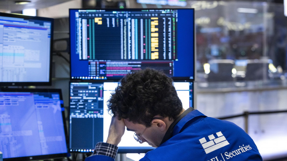 Trump, 'probabilmente riconsiderer&ograve; il raddoppio dazi al Canada'