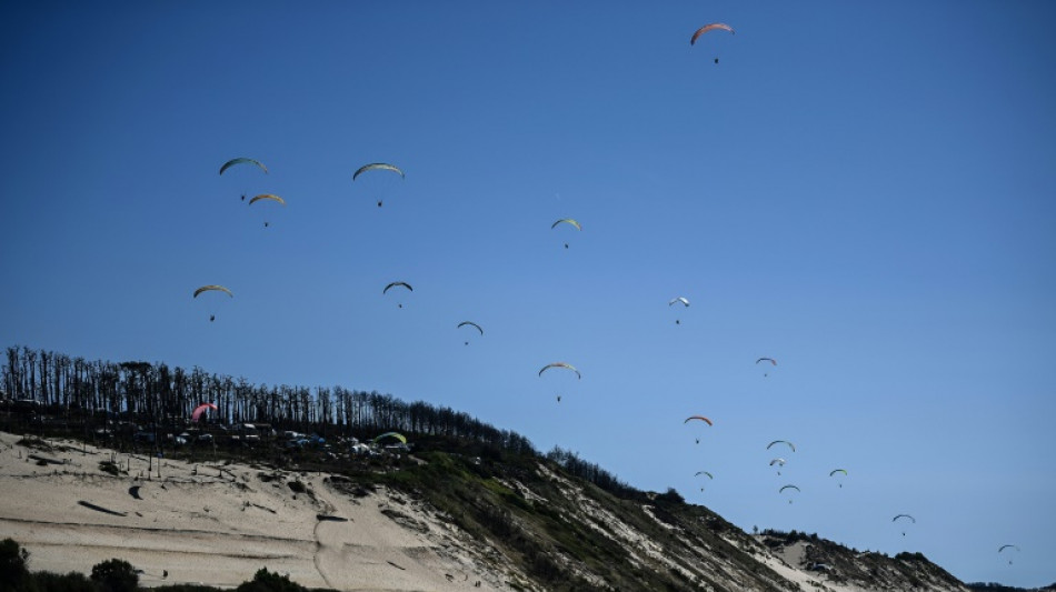 Gironde: patrouilles sur le banc d'Arguin, r&eacute;serve devenue "parking &agrave; bateaux"