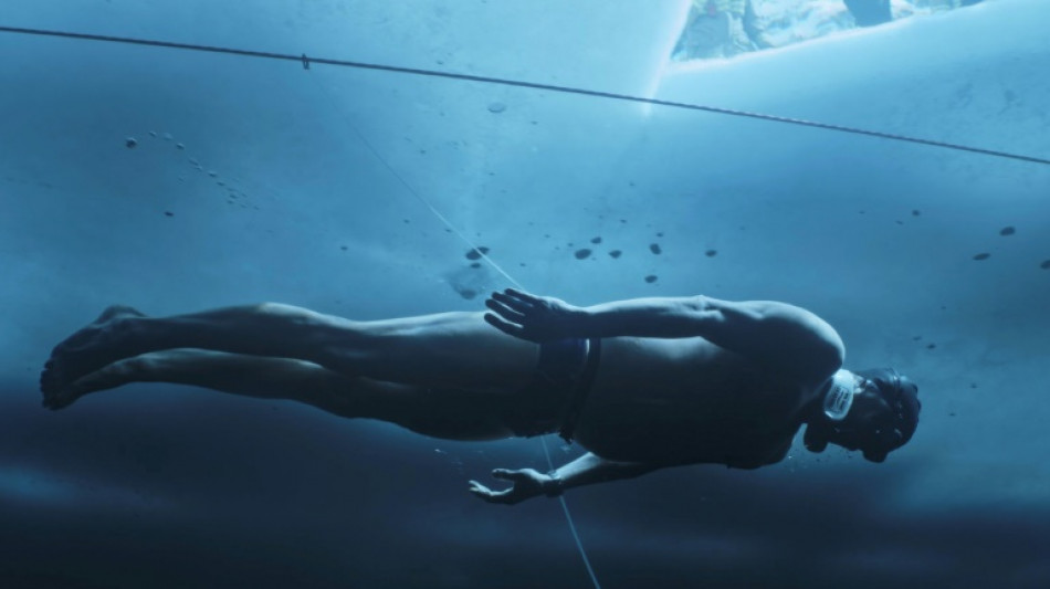 Apn&eacute;e: Gu&eacute;rin-Bo&euml;ri a sign&eacute; un exploit record en nageant 105 m sous la glace d'un lac gel&eacute; en maillot