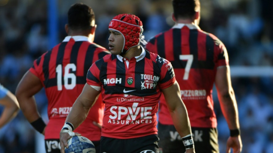 Springbok Kolbe carted off in Toulon win with ankle injury