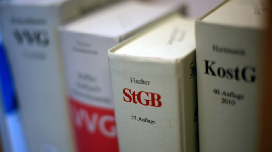 Vorzeitige Scheidung aus H&auml;rtefallgr&uuml;nden: Untreue Ehefrau scheitert vor Gericht