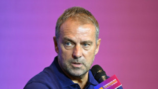 Flick sobre retorno de Yamal: 'É para estar 100%'