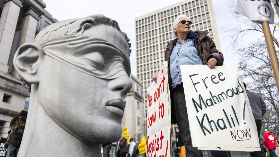 Proteste pro-Gaza, s&igrave; di un giudice Usa a deportazione di Khalil