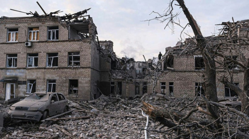 Ucr&acirc;nia reconhece situa&ccedil;&atilde;o 'extremamente complexa' no front