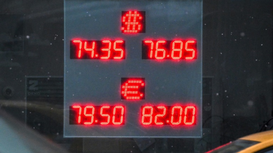 El rublo cae a su nivel m&aacute;s bajo en un a&ntilde;o 