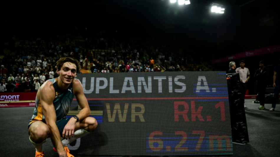Athl&eacute;tisme/perche: Duplantis &eacute;tablit un nouveau record du monde &agrave; 6,27 m