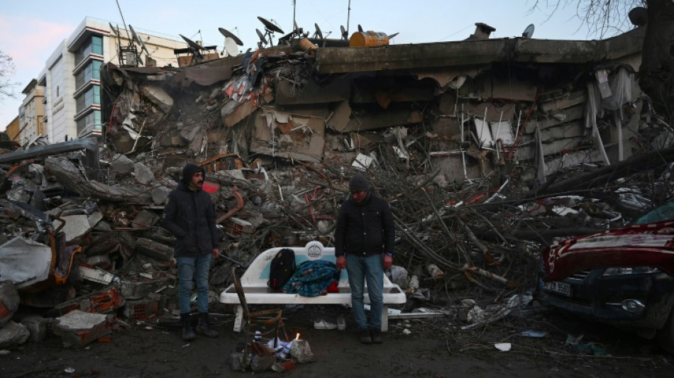 Amt f&uuml;r Bev&ouml;lkerungsschutz und Katastrophenhilfe koordiniert Erdbebeneins&auml;tze