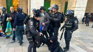 Mehr als 350 Festnahmen in Jerusalem bei Zusammenst&ouml;&szlig;en auf Tempelberg 