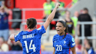Euro f&eacute;minin: pour la France, un soulagement sans rel&acirc;chement