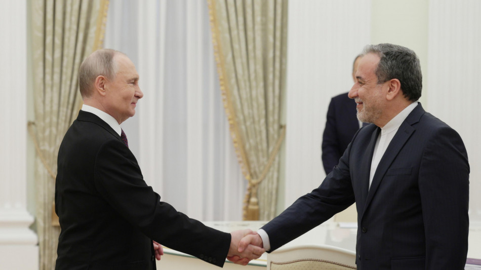 Il ministro degli Esteri iraniano a San Pietroburgo per colloqui con Putin