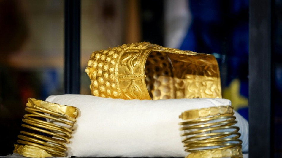 'Extraordinary news': Dutch recover stolen gold Romanian helmet