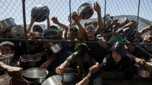 Hamas, 32 palestinesi uccisi mentre aspettavano gli aiuti