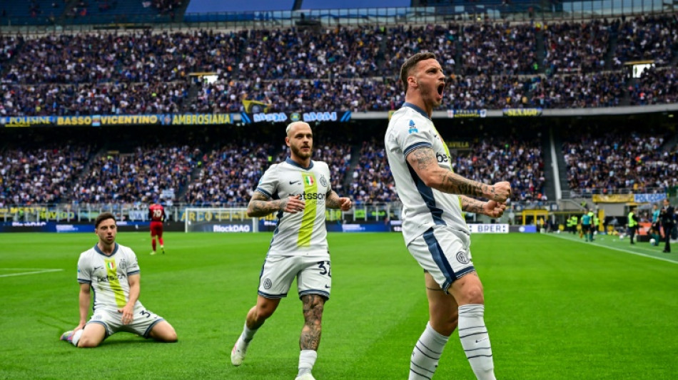 L&iacute;der Inter vence Cagliari (3-1) e aumenta para 6 pontos vantagem sobre Napoli