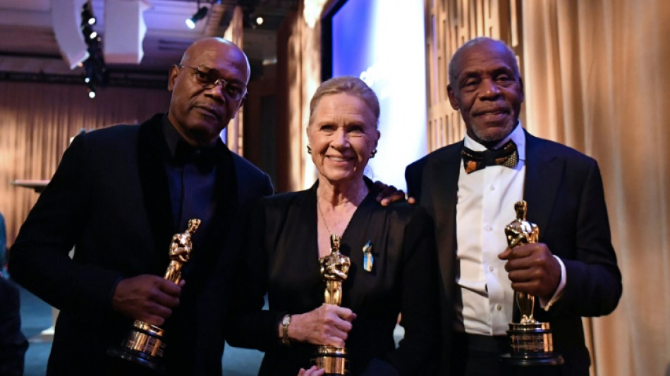 Samuel L. Jackson recibe el &Oacute;scar honor&iacute;fico junto a Liv Ulmann