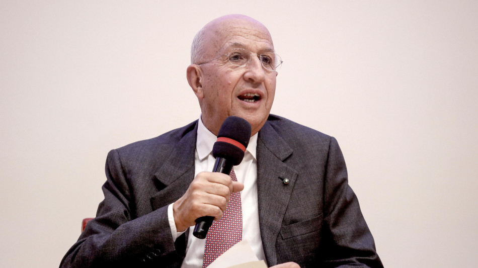 ++ Patuelli, il risparmio &egrave; troppo tassato, va all'estero ++