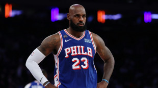 Trump critica LeBron James por comportamento durante execu&ccedil;&atilde;o do hino dos EUA