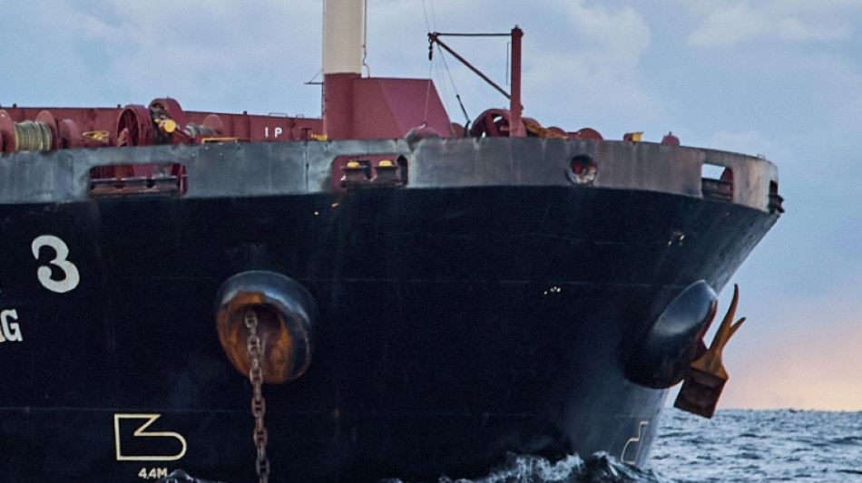 Barco chin&ecirc;s no centro das suspeitas sobre corte de dois cabos submarinos no B&aacute;ltico
