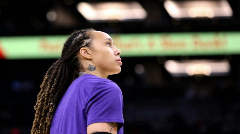 Brittney Griner retouche &agrave; un ballon de basket pour le premi&egrave;re fois en 10 mois