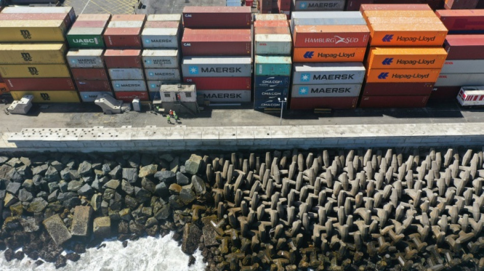 Face à l'assaut des vagues, les ports du Pacifique sud-américain renforcent leurs protections