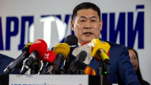 Parlamento Mongolia approva sfiducia, si dimette premier