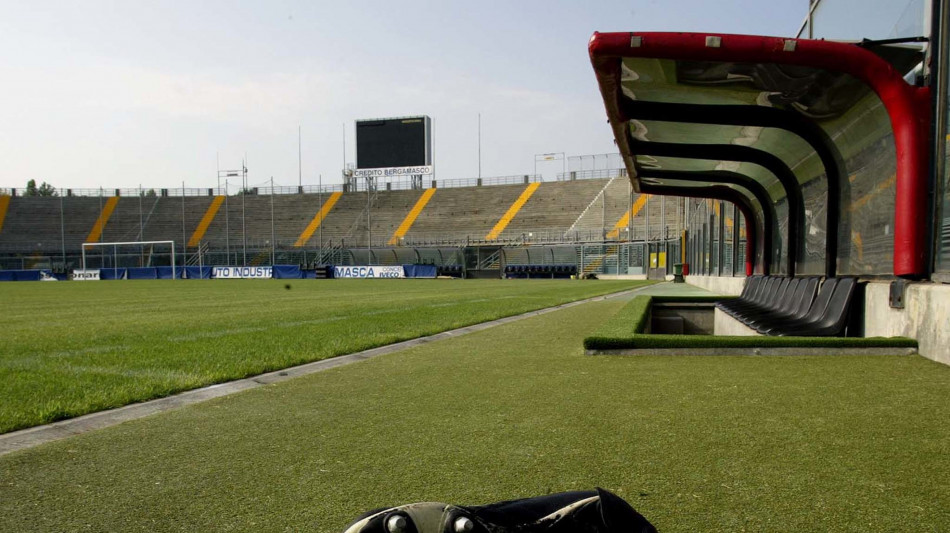 Papa: serie B, recupero delle partite di oggi il 13 maggio