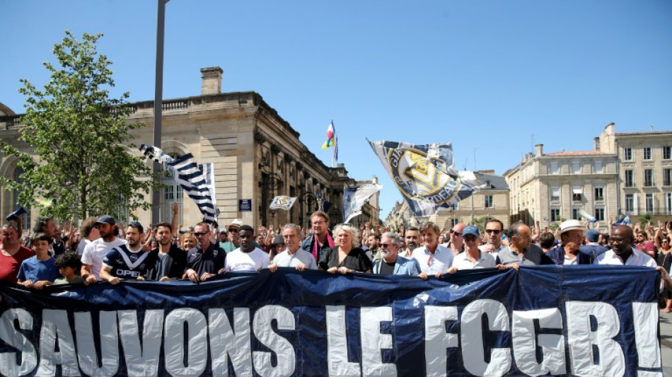 Foot: &agrave; Bordeaux, marche et union sacr&eacute;e pour sauver les Girondins 