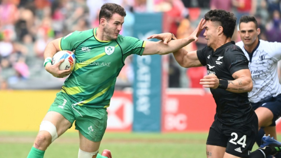 New Zealand march on at Hong Kong Sevens, Australia out of cup hunt