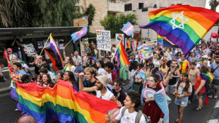 Tausende Menschen gehen in Jerusalem bei Pride-Parade auf die Stra&szlig;e