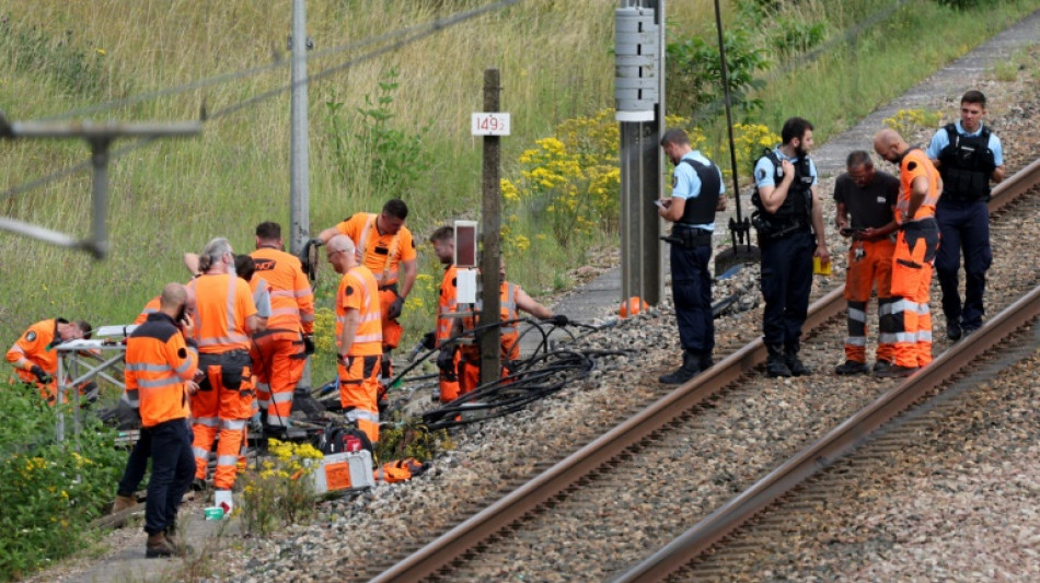 Sabotages sur le r&eacute;seau SNCF: le trafic devrait s'am&eacute;liorer dimanche
