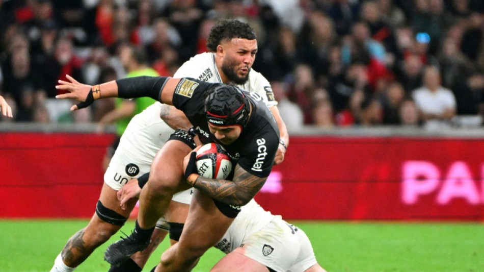 Toulouse crush Toulon to reach Top 14 semis as Castres pay tribute to Raisuqe