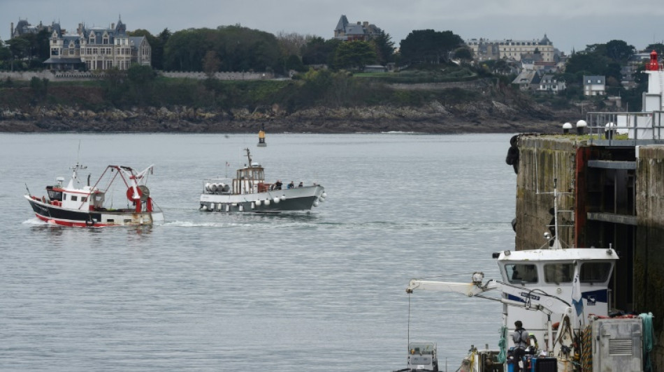 Les Ultims dans le port de Saint-Malo, premier d&eacute;fi de la Route du Rhum