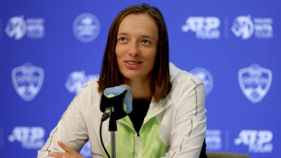Tennis: "Quand je croise Serena, j'ai l'impression d'&ecirc;tre &agrave; la maternelle" (Swiatek)