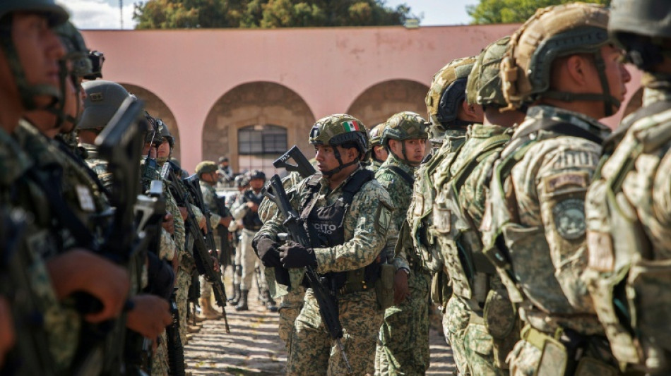 México refuerza la presencia de tropas federales en el convulso estado de Michoacán