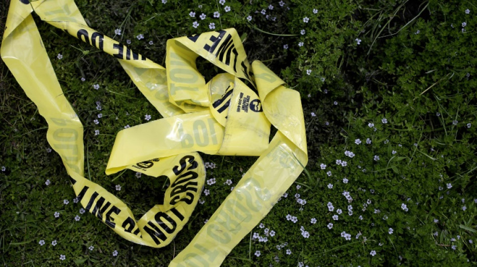 Cinco polic&iacute;as de EEUU acusados por la muerte de un hombre negro detenido  