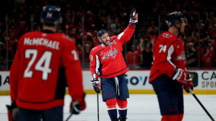 Ovechkin ties Gretzky's all-time record of 894 NHL goals