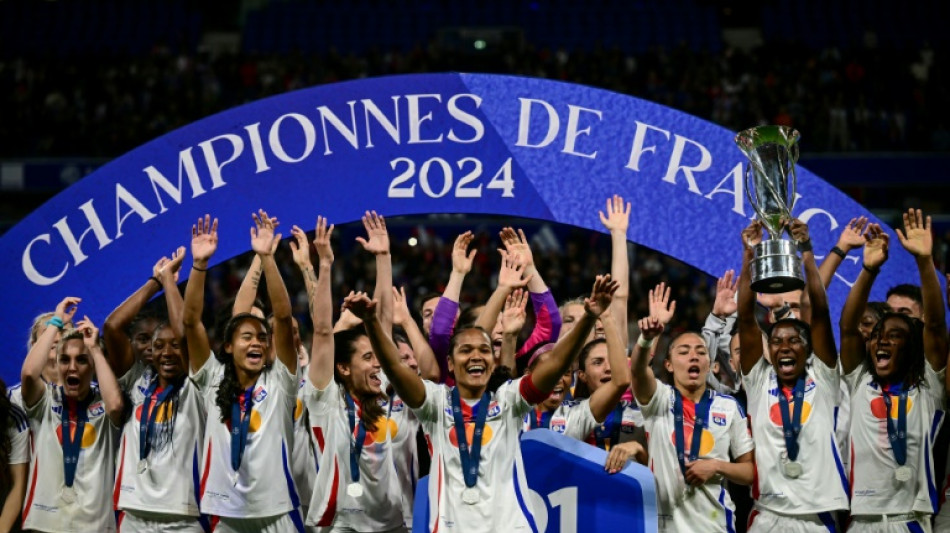 D1: Lyon, un sacre devant le PSG avant de d&eacute;fier Barcelone