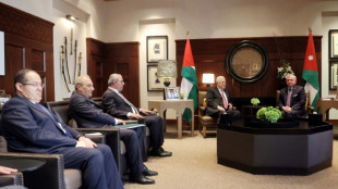 Abbas exige 'fim imediato da agress&atilde;o' contra povo palestino