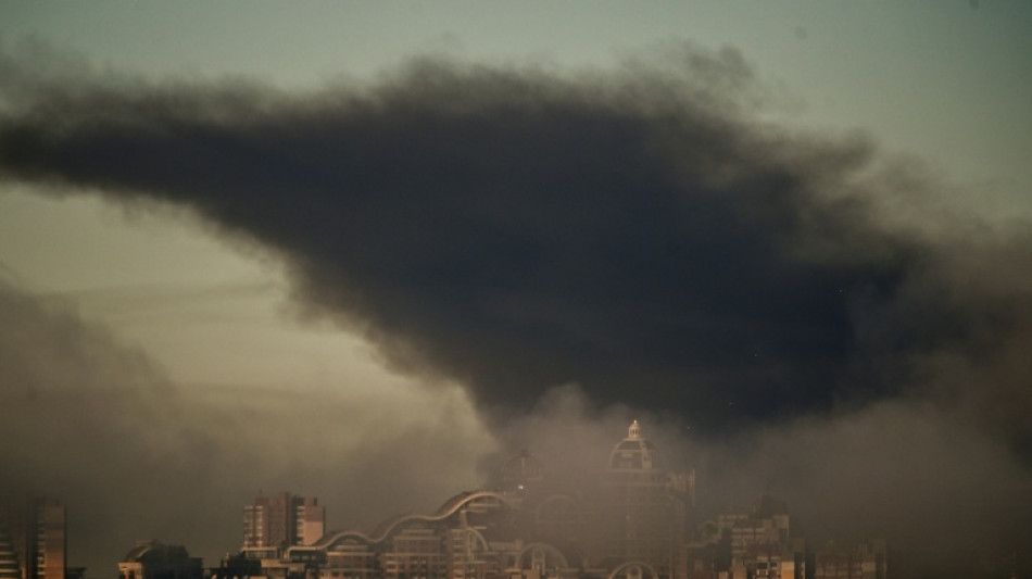 Ukraine: sept morts dans des frappes russes, des infrastructures de transport vis&eacute;es