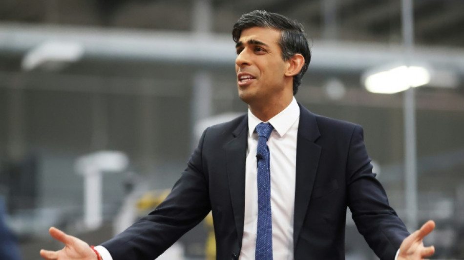 Apr&egrave;s un accord "historique", Rishi Sunak en mission en Irlande du Nord pour convaincre