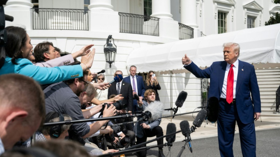 Le S&eacute;nat adopte une feuille de route pour financer le programme de Trump