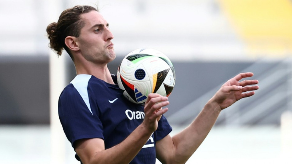 L1: L'OM officialise l'arriv&eacute;e de l'international fran&ccedil;ais Adrien Rabiot