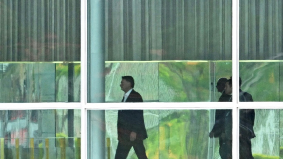 Bolsonaro sigue aislado y Lula ya act&uacute;a como presidente electo de Brasil