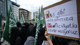 Caricature en Turquie: les quatre membres du magazine en détention